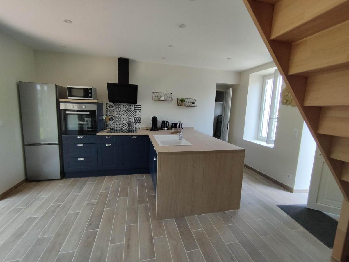 Maison De Campagne Avec Terrain Vallon-en-Sully Ngoại thất bức ảnh