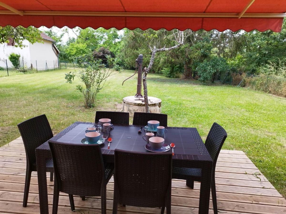 Maison De Campagne Avec Terrain Vallon-en-Sully Ngoại thất bức ảnh