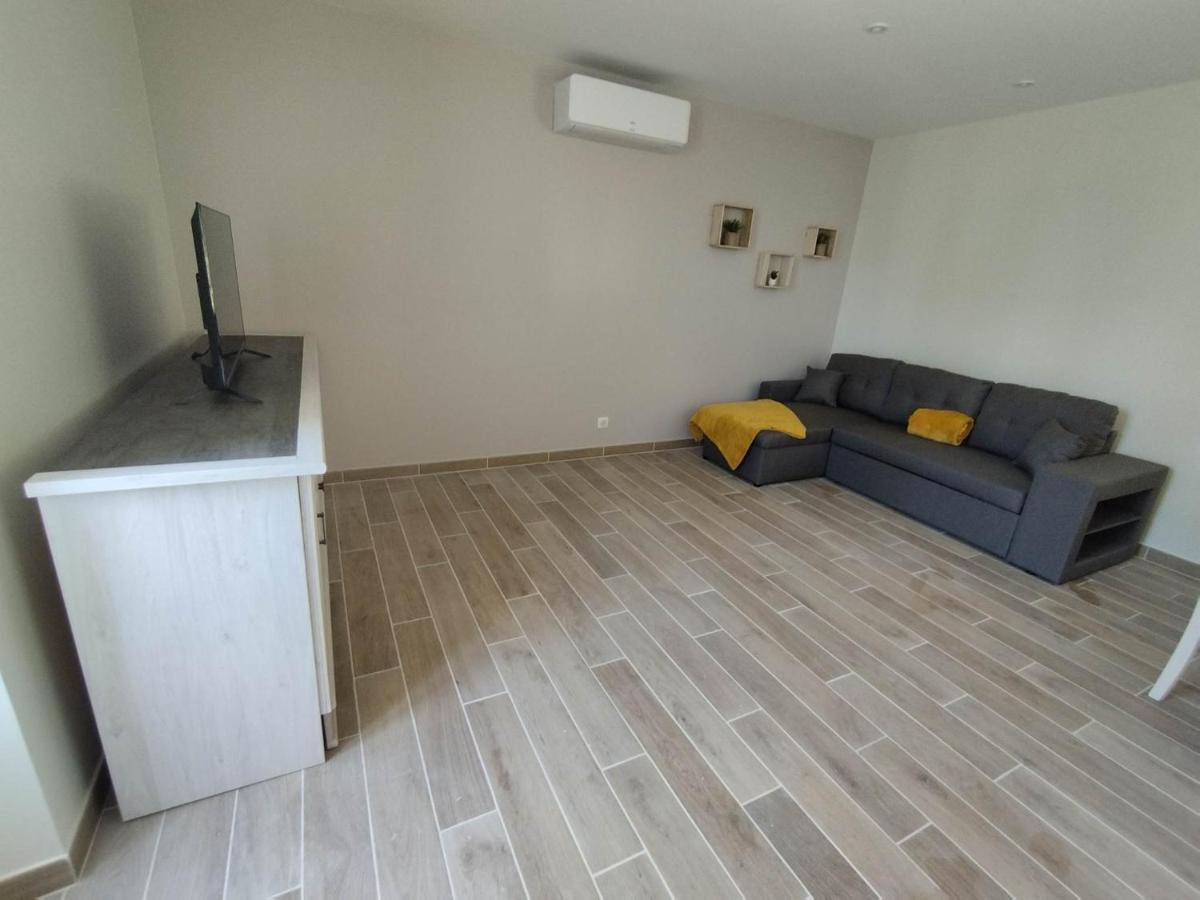 Maison De Campagne Avec Terrain Vallon-en-Sully Ngoại thất bức ảnh